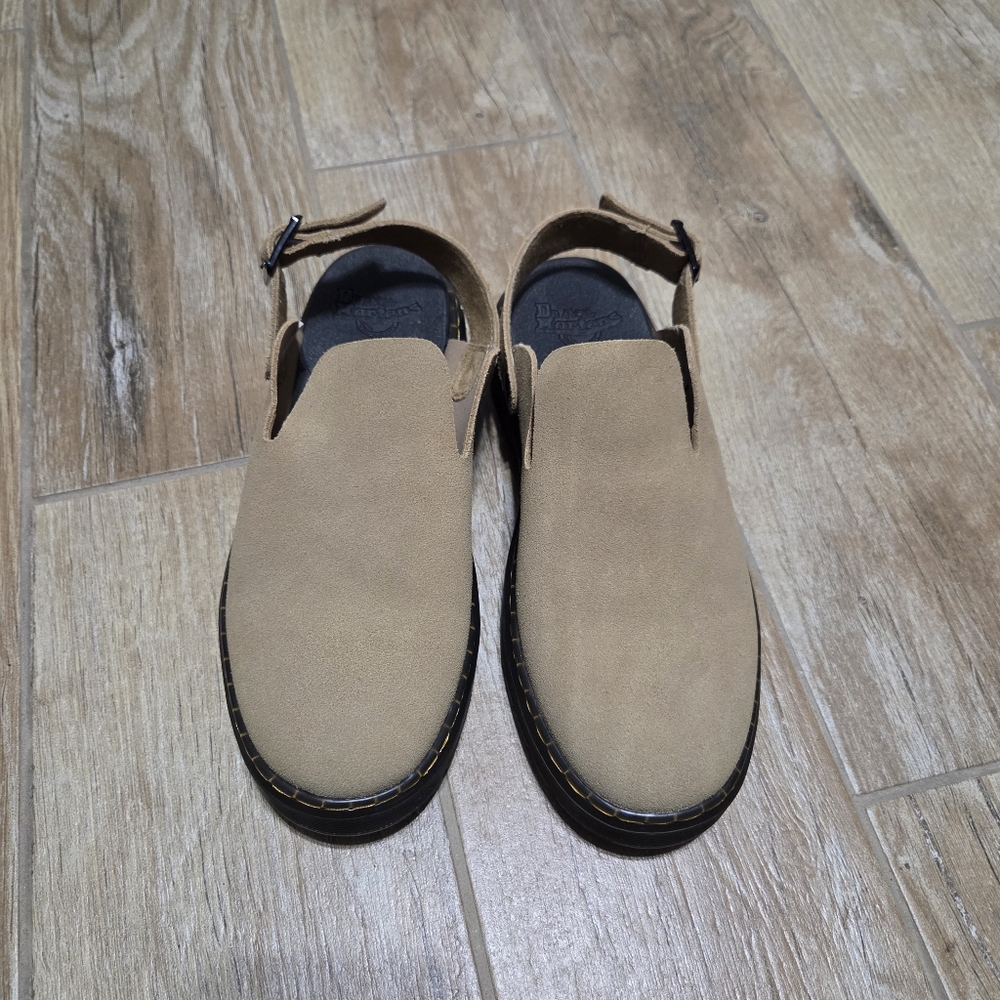 Dr. Martens Women’s Carlson Suede Slingback Mule Women 9 Men 8